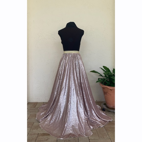 Boutique Sequin Maxi Skirt Double Full with Pockets - Picture 3 of 10